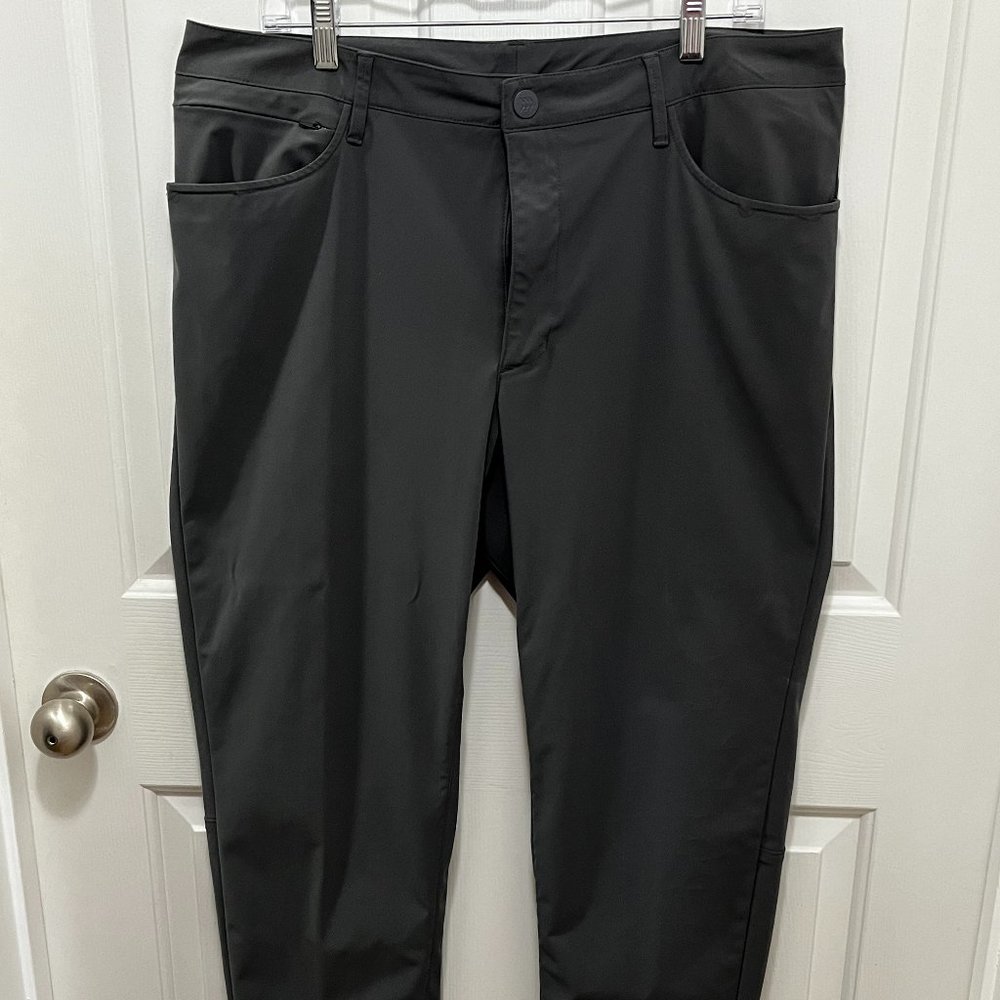 Bundle 2 Pair TARGET All in Motion Golf Pants Khaki & Gray 38 x 30